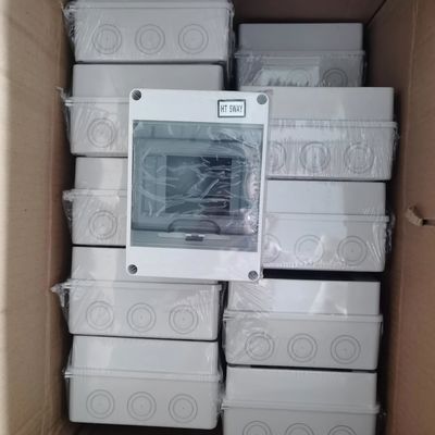 Sistema di distribuzione dell'energia in plastica a 8 vie 3 fase Db Box bassa tensione