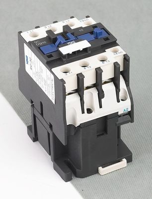Contattore 3P 50A commutatore elettrico del contattore 1NO o 1NC di 690V della bobina di CA di bassa tensione SC32